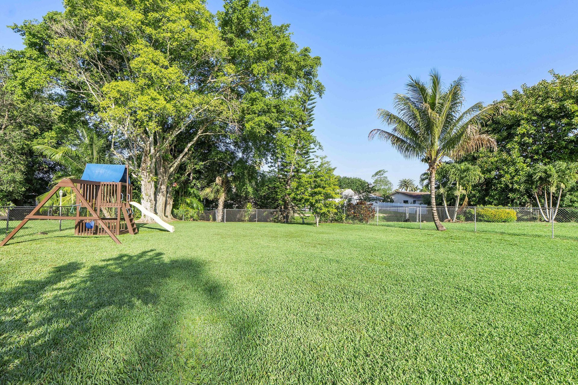 4020 NW 113th Avenue, Coral Springs, FL 33065 Photo