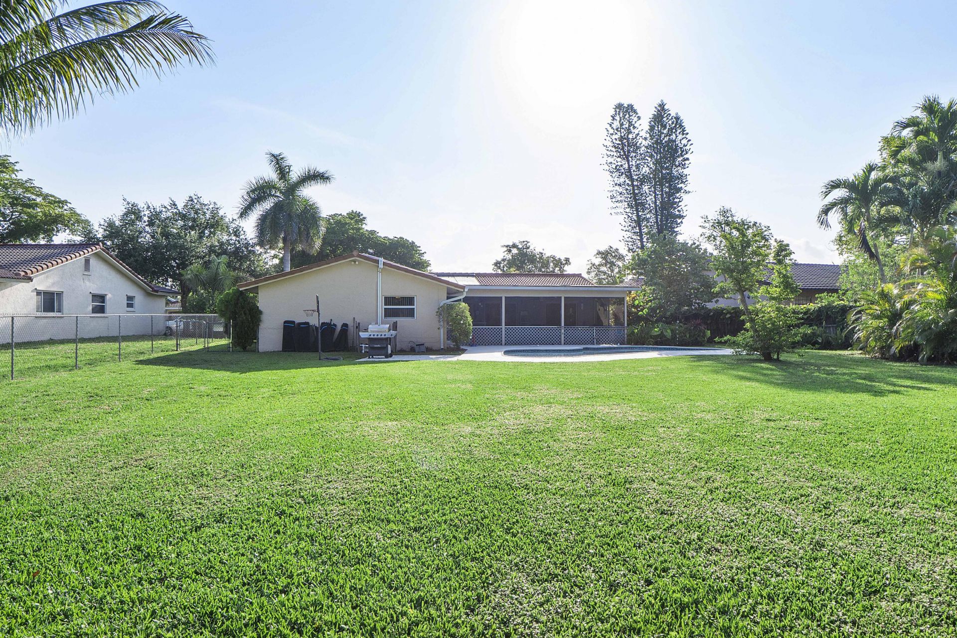 4020 NW 113th Avenue, Coral Springs, FL 33065 Photo