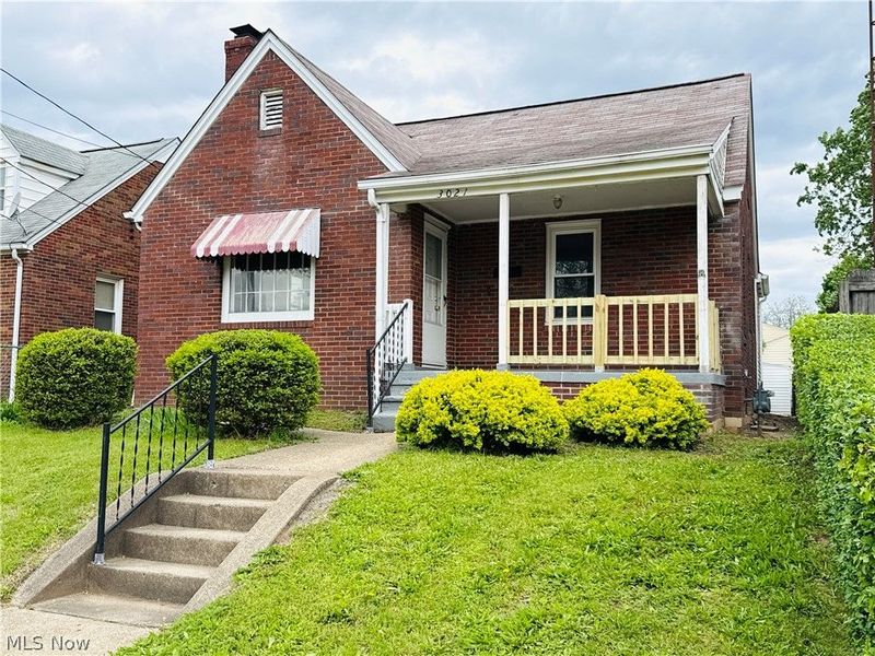 3021 Windsor Place SW, Canton, OH 44710 Photo 2