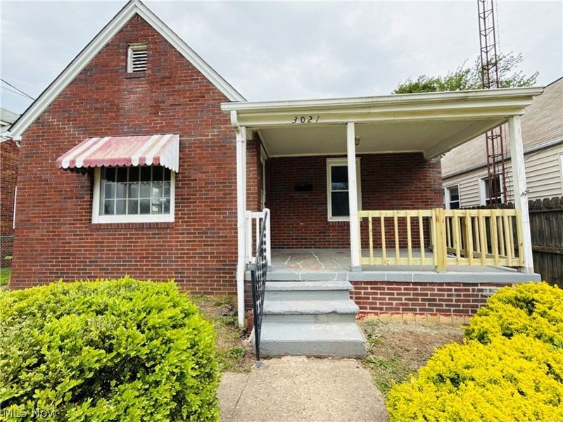 3021 Windsor Place SW, Canton, OH 44710 Photo 3