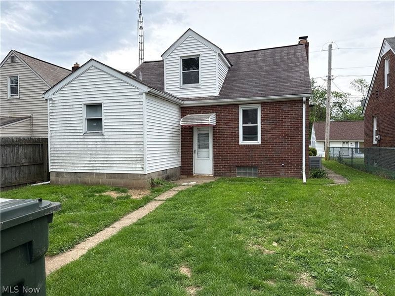 3021 Windsor Place SW, Canton, OH 44710 Photo 4