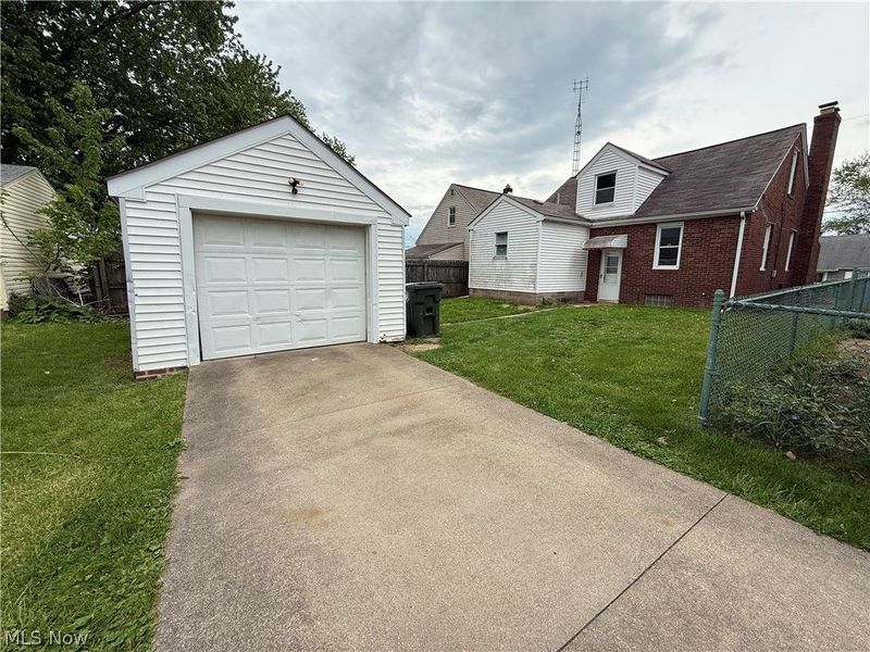3021 Windsor Place SW, Canton, OH 44710 Photo 5