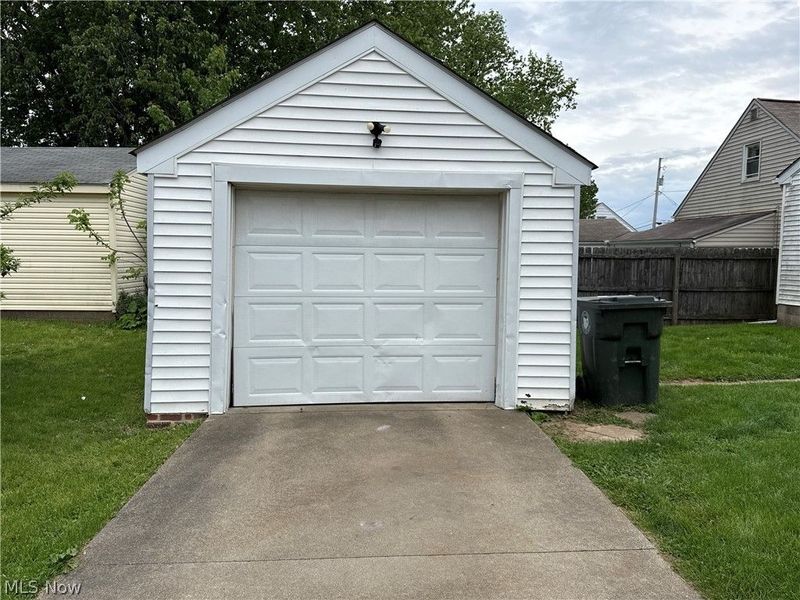 3021 Windsor Place SW, Canton, OH 44710 Photo 6