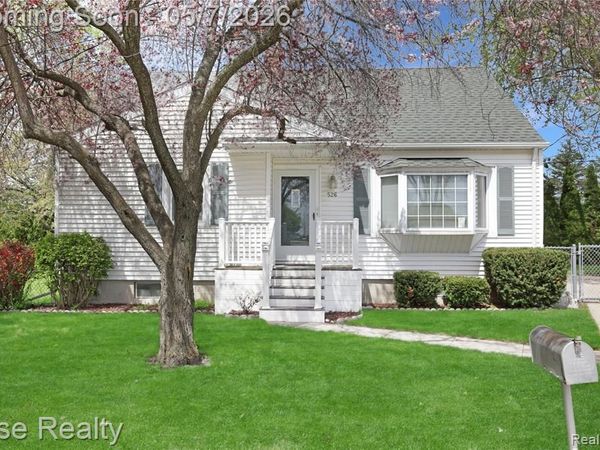 526 Dodson Court, Bay City, MI 48708