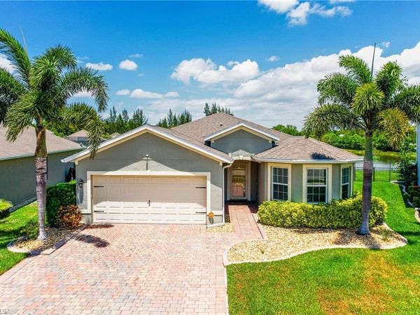 2707 Tarragona CT, CAPE CORAL, FL 33909