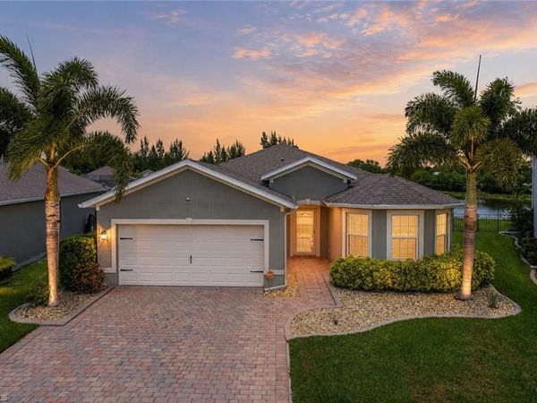 2707 Tarragona CT, CAPE CORAL, FL 33909