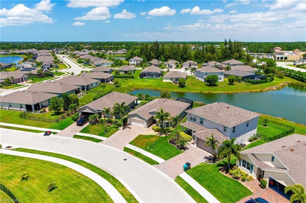 2707 Tarragona Ct, Cape Coral, FL 33909 Photo