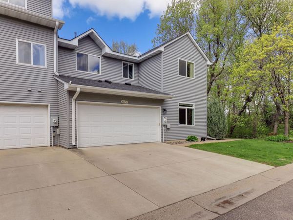 547 Woodduck Drive, Unit L, Woodbury, MN 55125