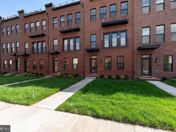 42194 SUMMER SUN TER , ASHBURN, VA 20148