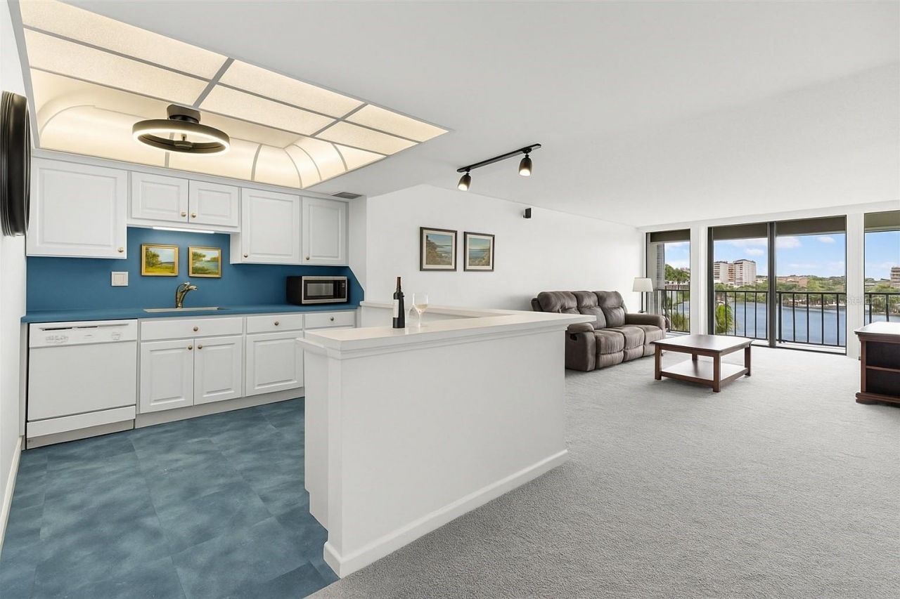 7400 Sun Island Drive S, Unit 412, South Pasadena, FL 33707 Photo