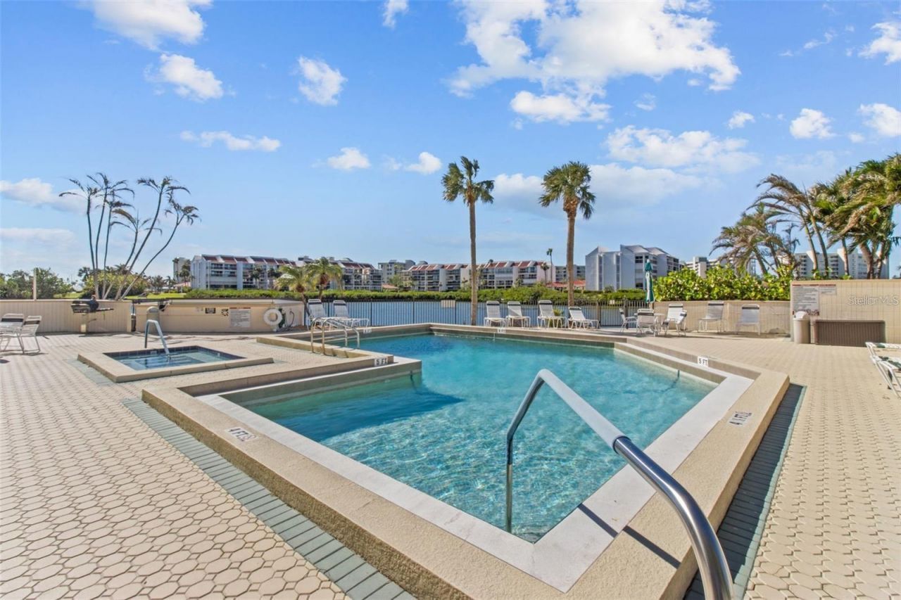 7400 Sun Island Drive S, Unit 412, South Pasadena, FL 33707 Photo