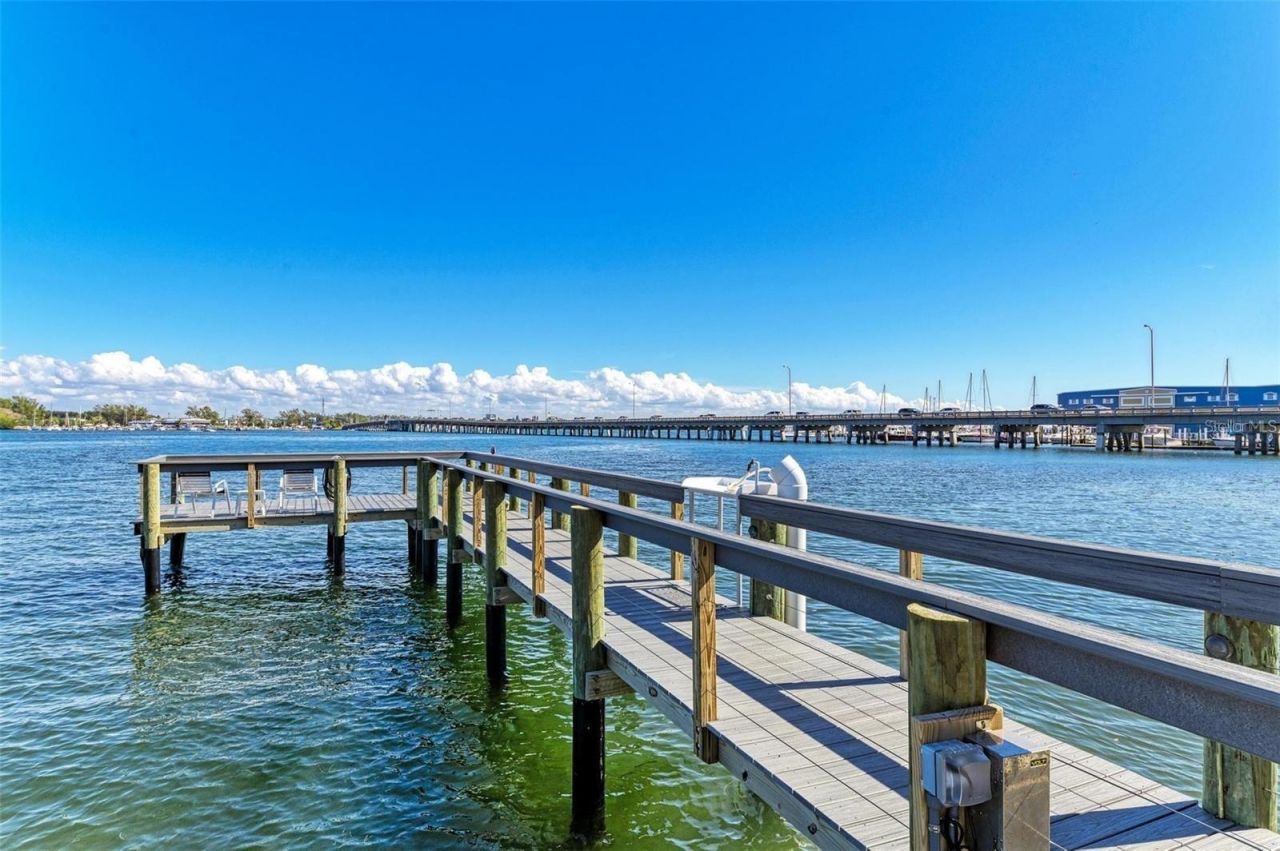 611 Gulf Drive N, Unit C15, Bradenton Beach, FL 34217 Photo