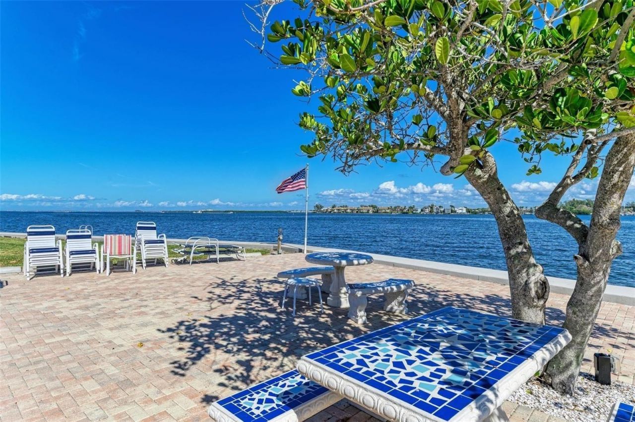 611 Gulf Drive N, Unit C15, Bradenton Beach, FL 34217 Photo