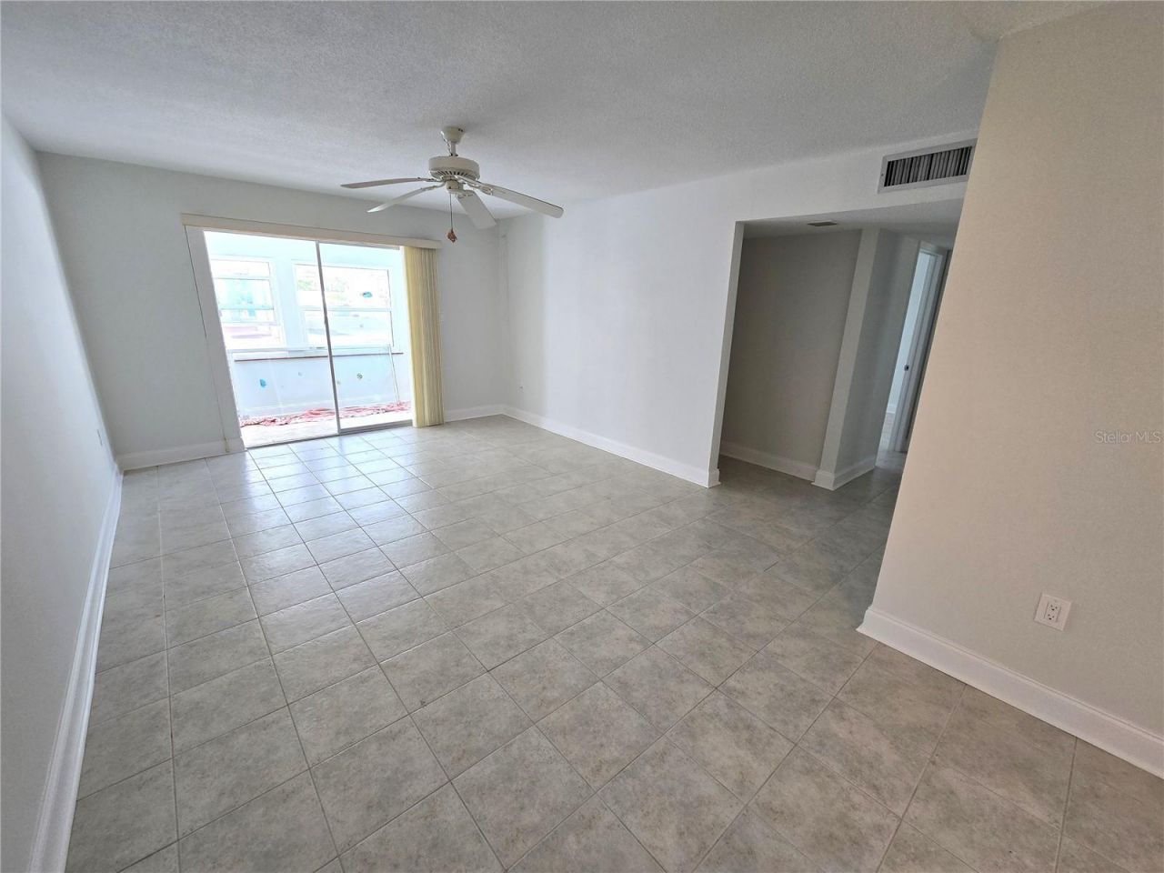 611 Gulf Drive N, Unit C15, Bradenton Beach, FL 34217 Photo