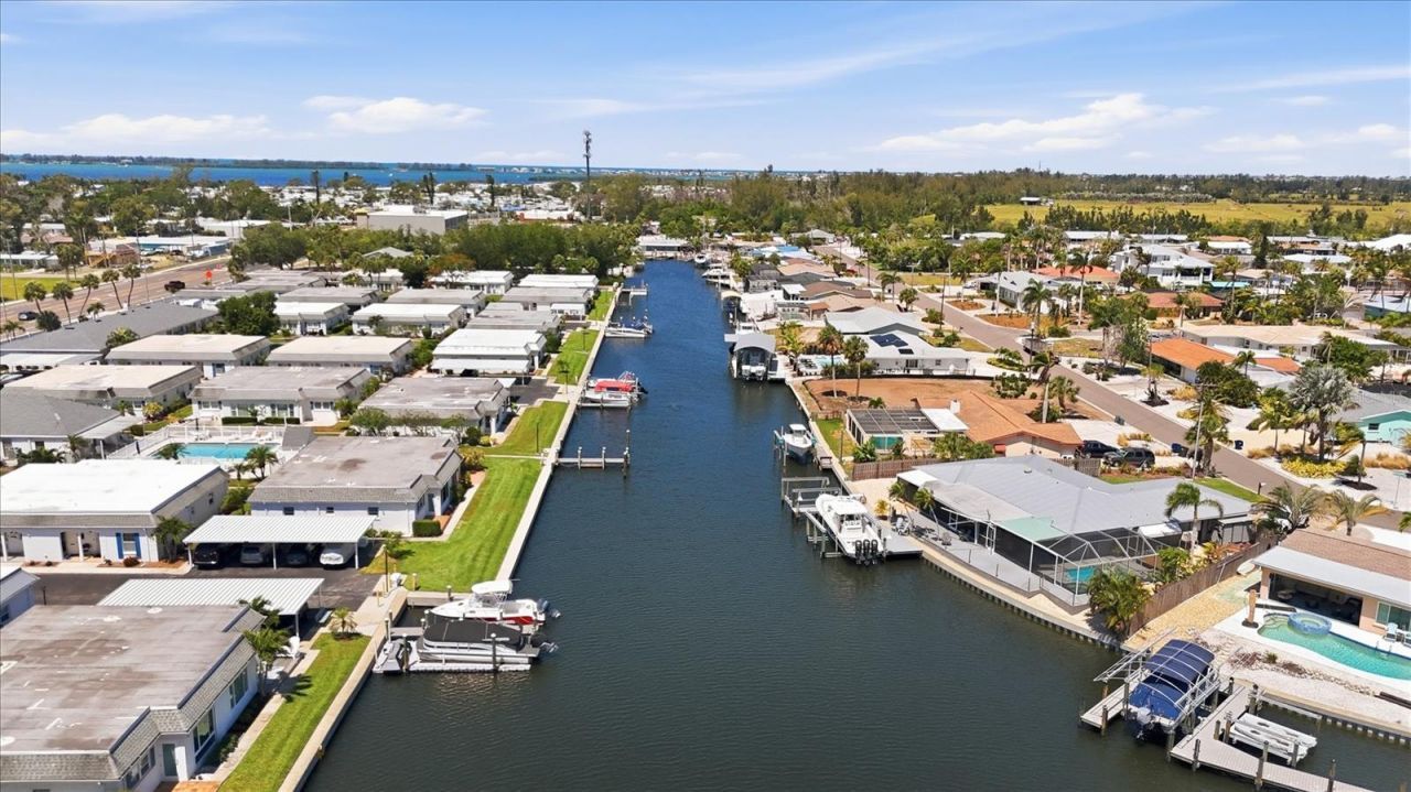 9914 Sebastian Court , Bradenton, FL 34210 Photo