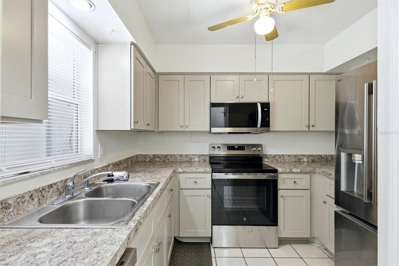 9914 Sebastian Court , Bradenton, FL 34210 Photo