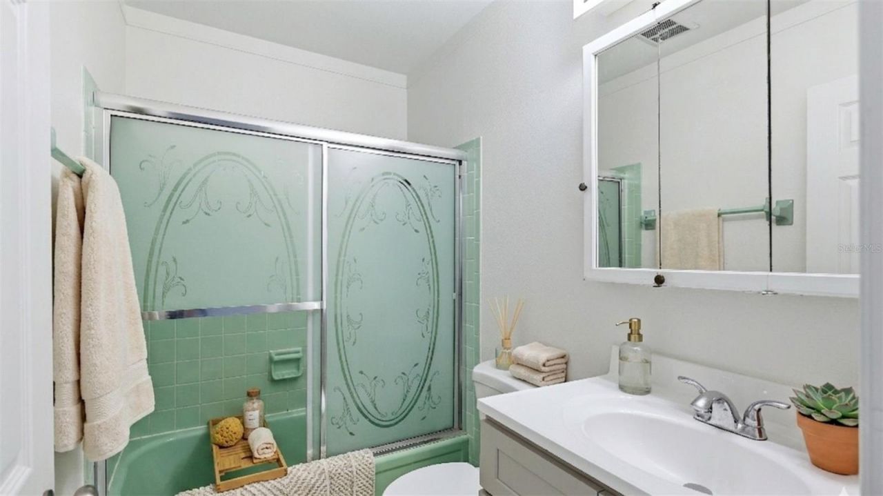 9914 Sebastian Court , Bradenton, FL 34210 Photo