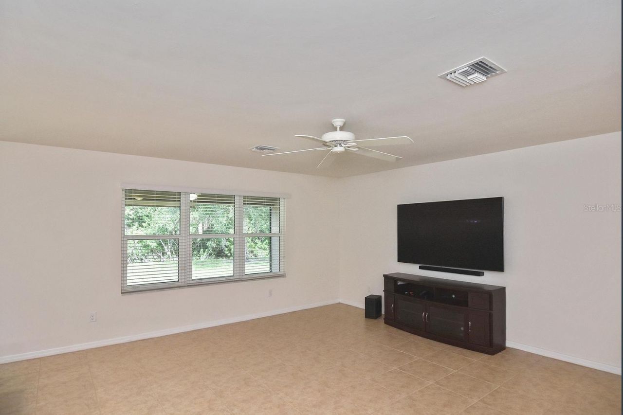 7132 Mikasa Drive, Punta Gorda, FL 33950 Photo