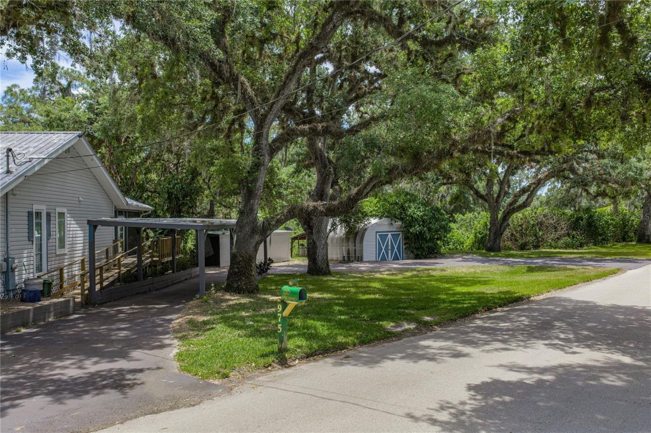 975 Caloosa Estates Drive , Labelle, FL 33935 Photo