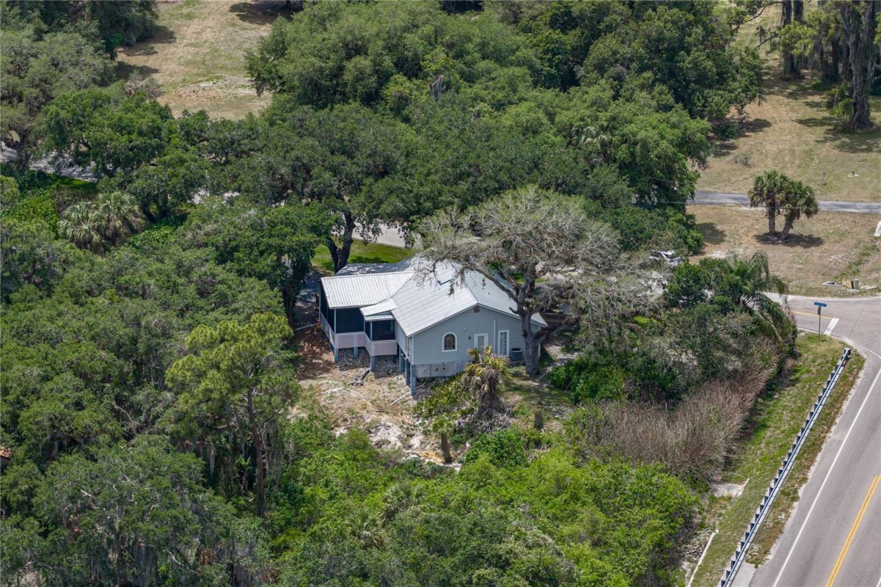 975 Caloosa Estates Drive , Labelle, FL 33935 Photo