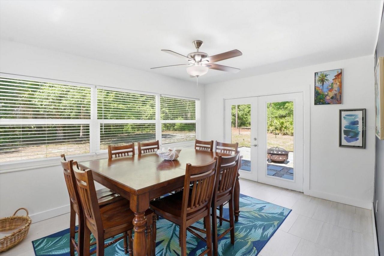 7635 W 7 Rivers Drive , Crystal River, FL 34429 Photo
