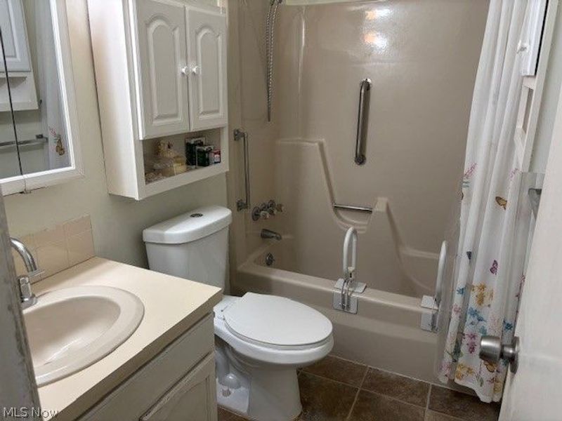 483 E 4th Street, Salem, OH 44460 Photo 10