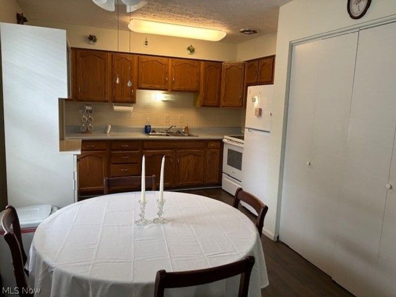 483 E 4th Street, Salem, OH 44460 Photo 4