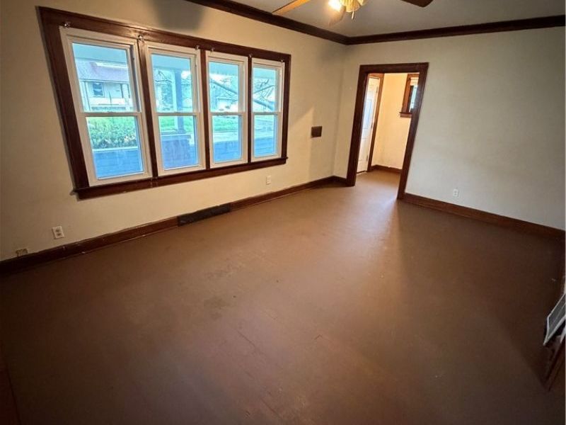 55 N Osborn Avenue, Youngstown, OH 44509 Photo 3