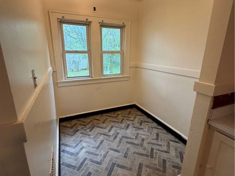 55 N Osborn Avenue, Youngstown, OH 44509 Photo 8