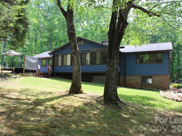84 Whispering Wind Lane, Columbus, NC 28722