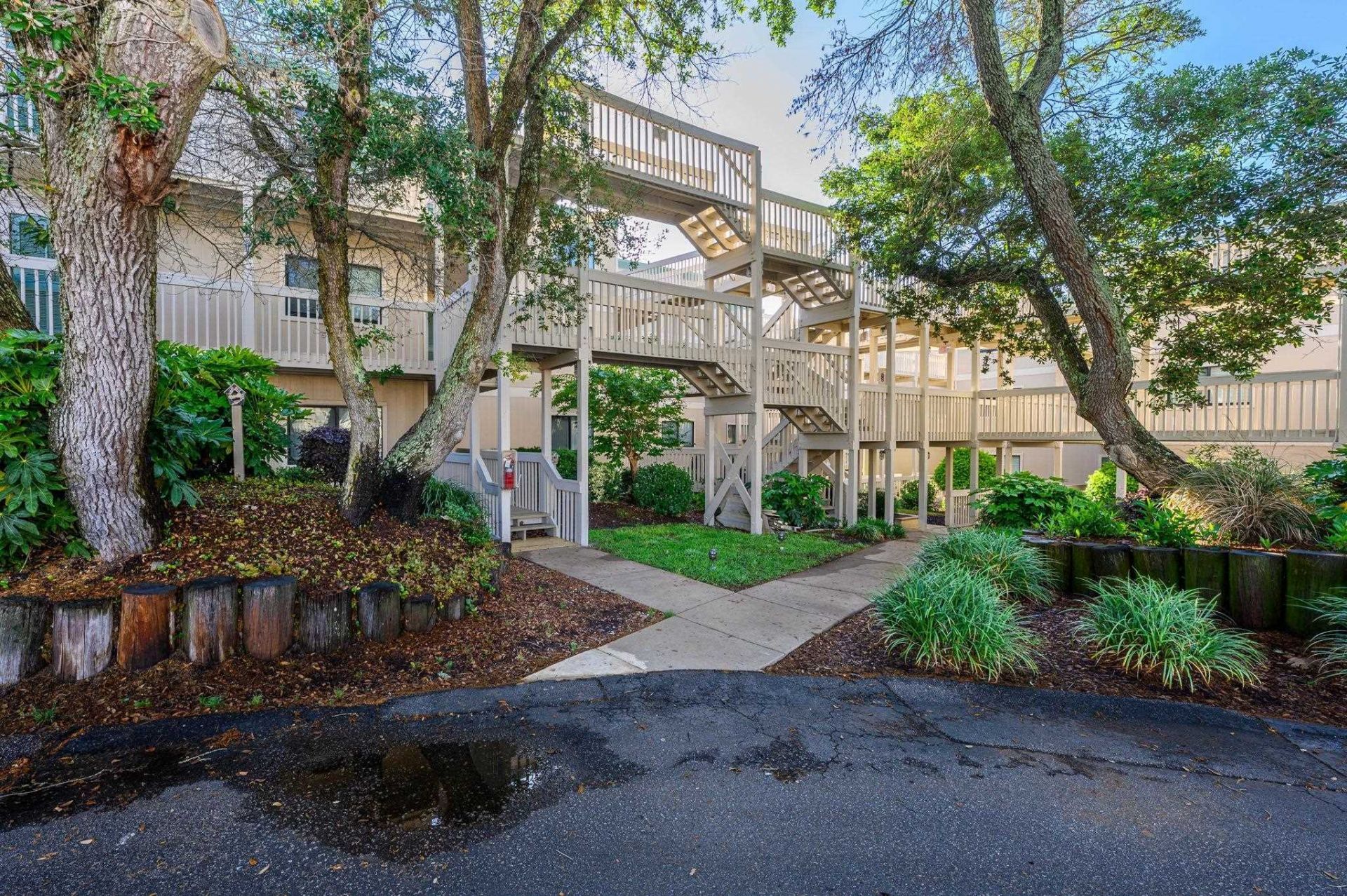 9661 Shore Dr. Photo 14