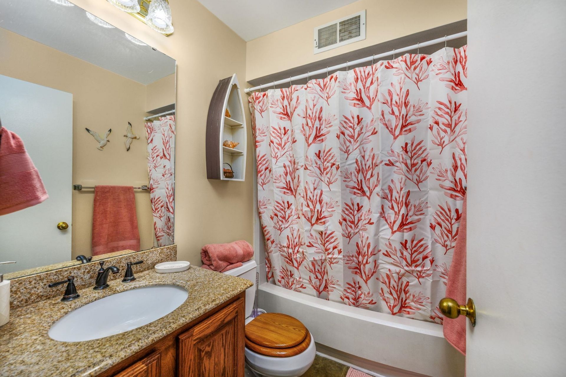 9661 Shore Dr. Photo 24