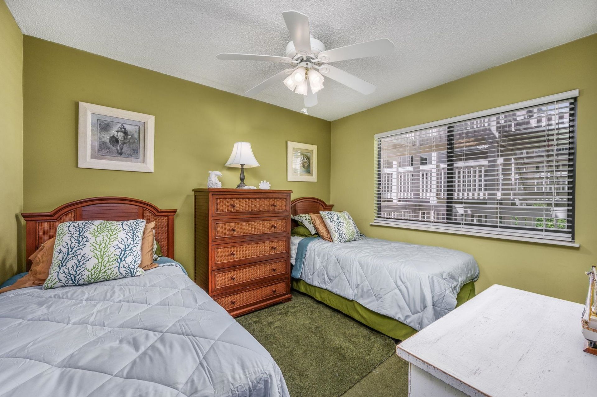 9661 Shore Dr. Photo 25