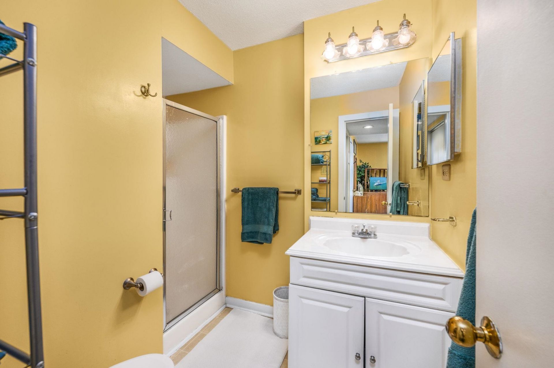 9661 Shore Dr. Photo 28