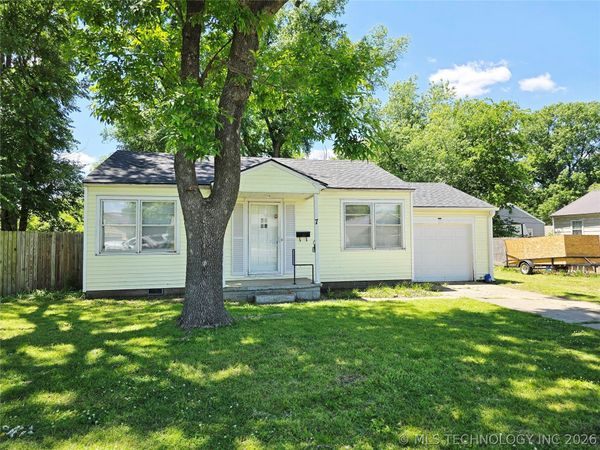 7 Payne Street , Pryor, OK 74361