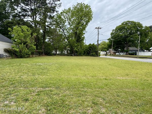 1516 Old Wilson Road , Rocky Mount, NC 27801