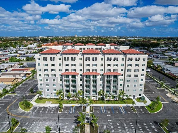400 NW 112th Ave, Unit 828, Sweetwater, FL 33172