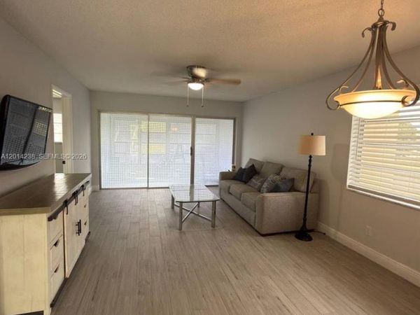 6070 NW 64TH AVE, Unit 312, Tamarac, FL 33319