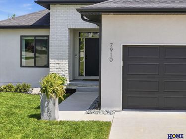 7910 S 66th Street , Lincoln, NE 68516