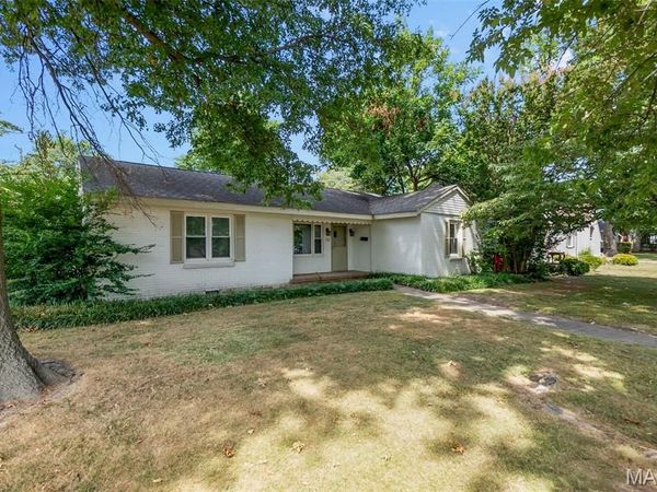 701 Sikes Avenue , Sikeston, MO 63801