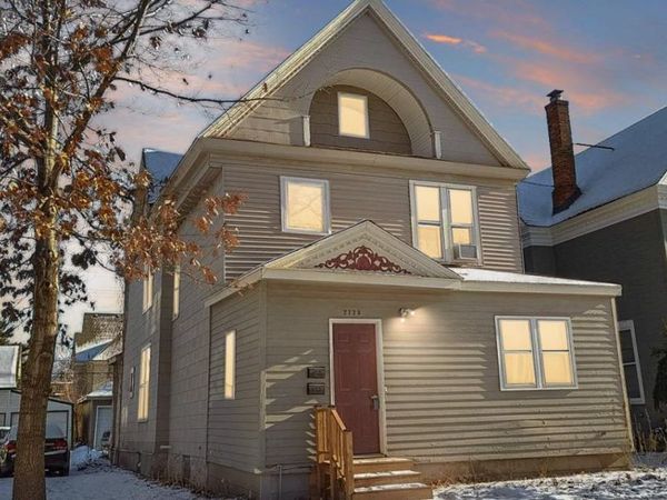 2725 Dupont Avenue S, Minneapolis, MN 55408