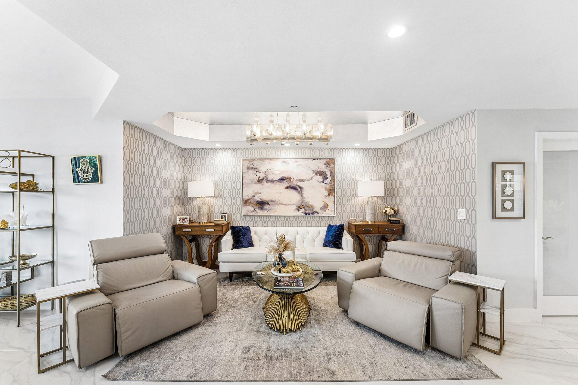 19 Hendricks Isle, Fort Lauderdale, FL 33301 Photo