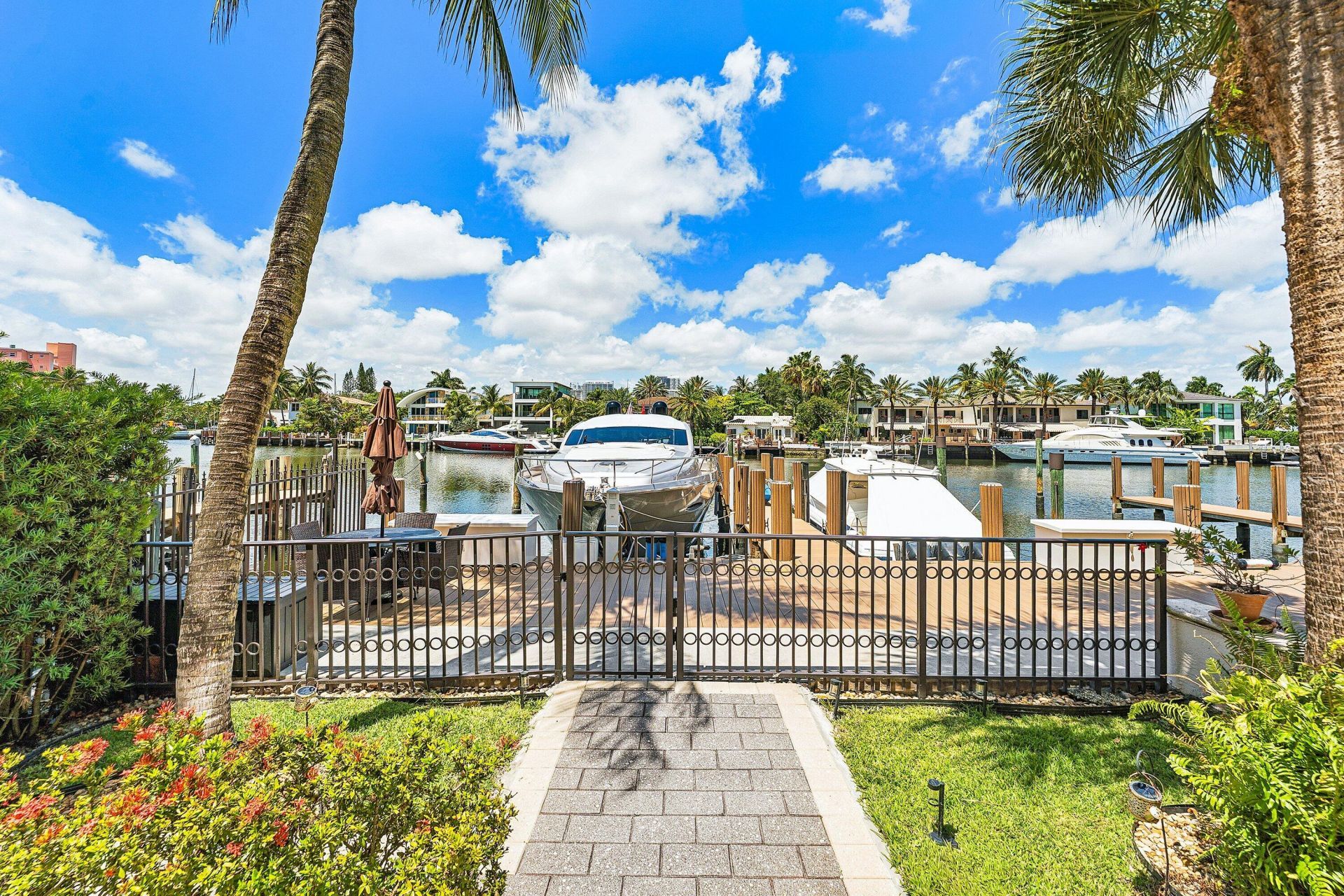 19 Hendricks Isle, Fort Lauderdale, FL 33301 Photo