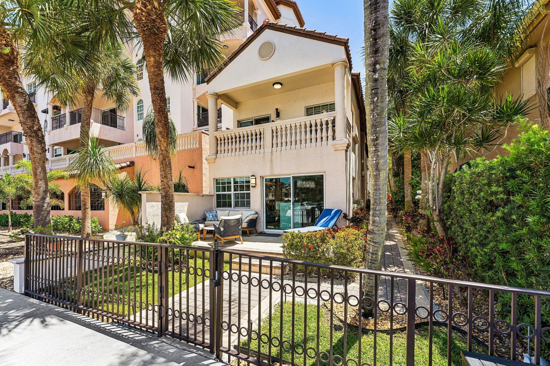 19 Hendricks Isle, Fort Lauderdale, FL 33301 Photo