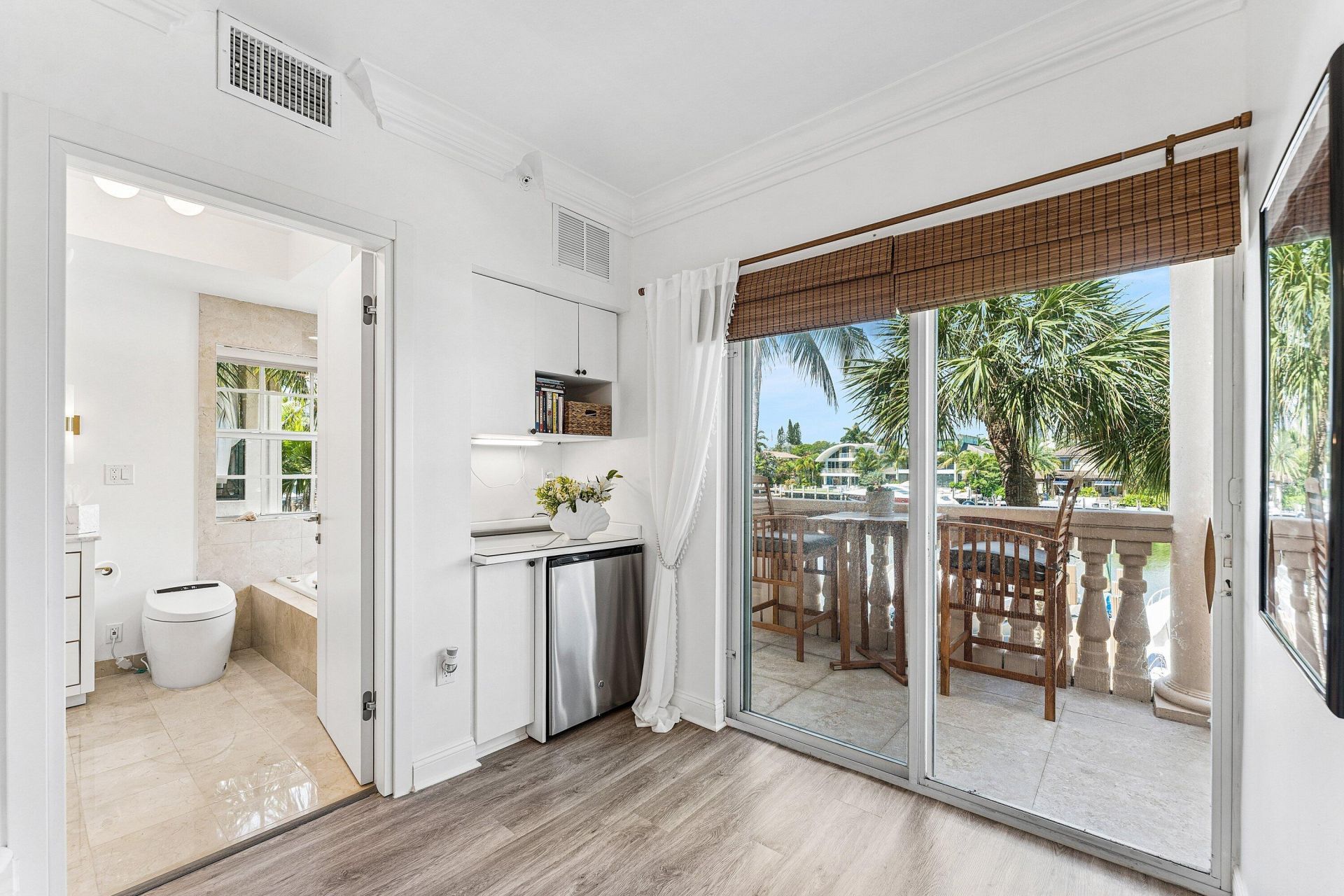 19 Hendricks Isle, Fort Lauderdale, FL 33301 Photo