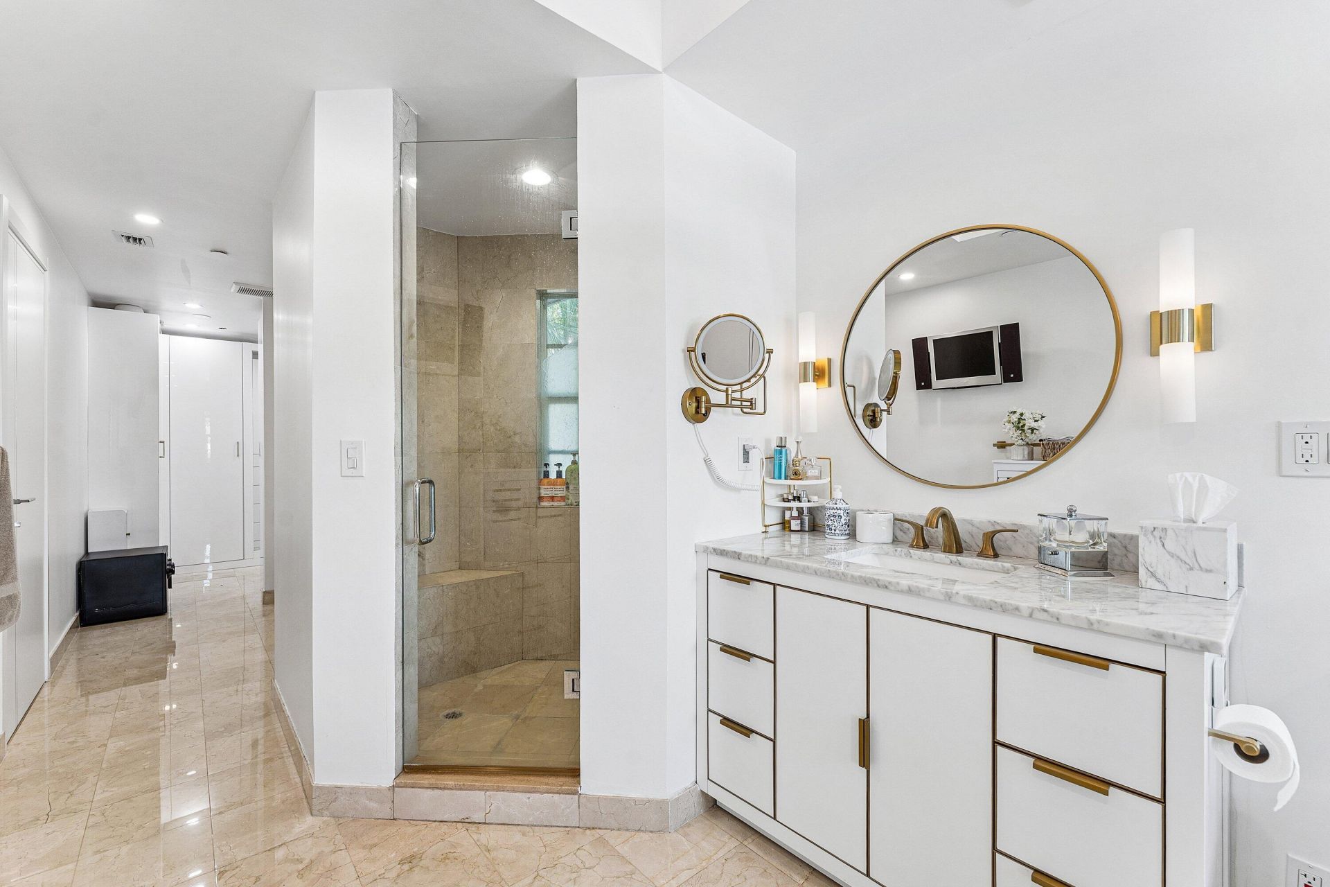 19 Hendricks Isle, Fort Lauderdale, FL 33301 Photo