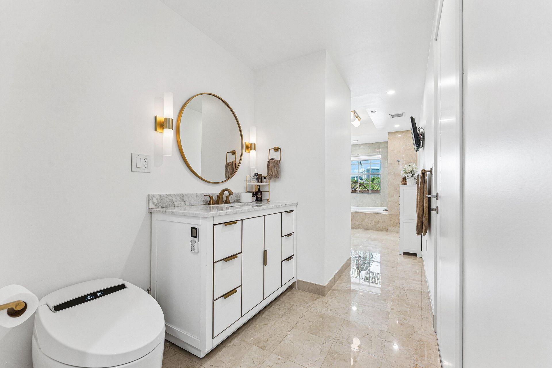 19 Hendricks Isle, Fort Lauderdale, FL 33301 Photo