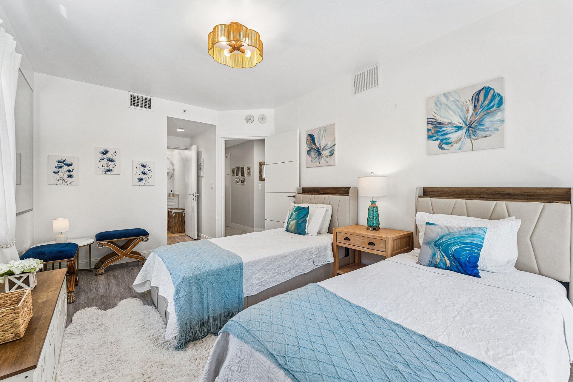19 Hendricks Isle, Fort Lauderdale, FL 33301 Photo