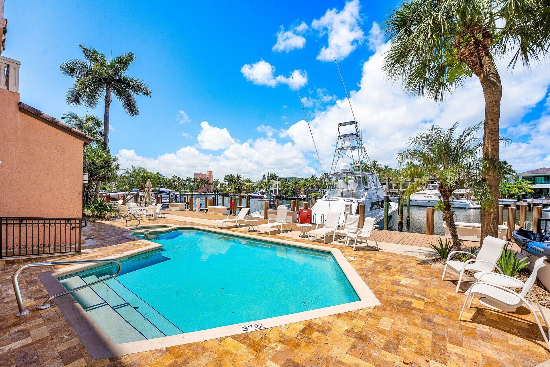 19 Hendricks Isle, Fort Lauderdale, FL 33301 Photo
