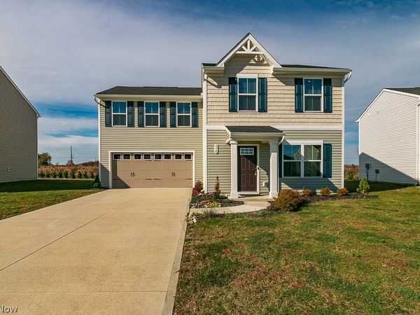 578 Cherrywood Lane , Painesville, OH 44077